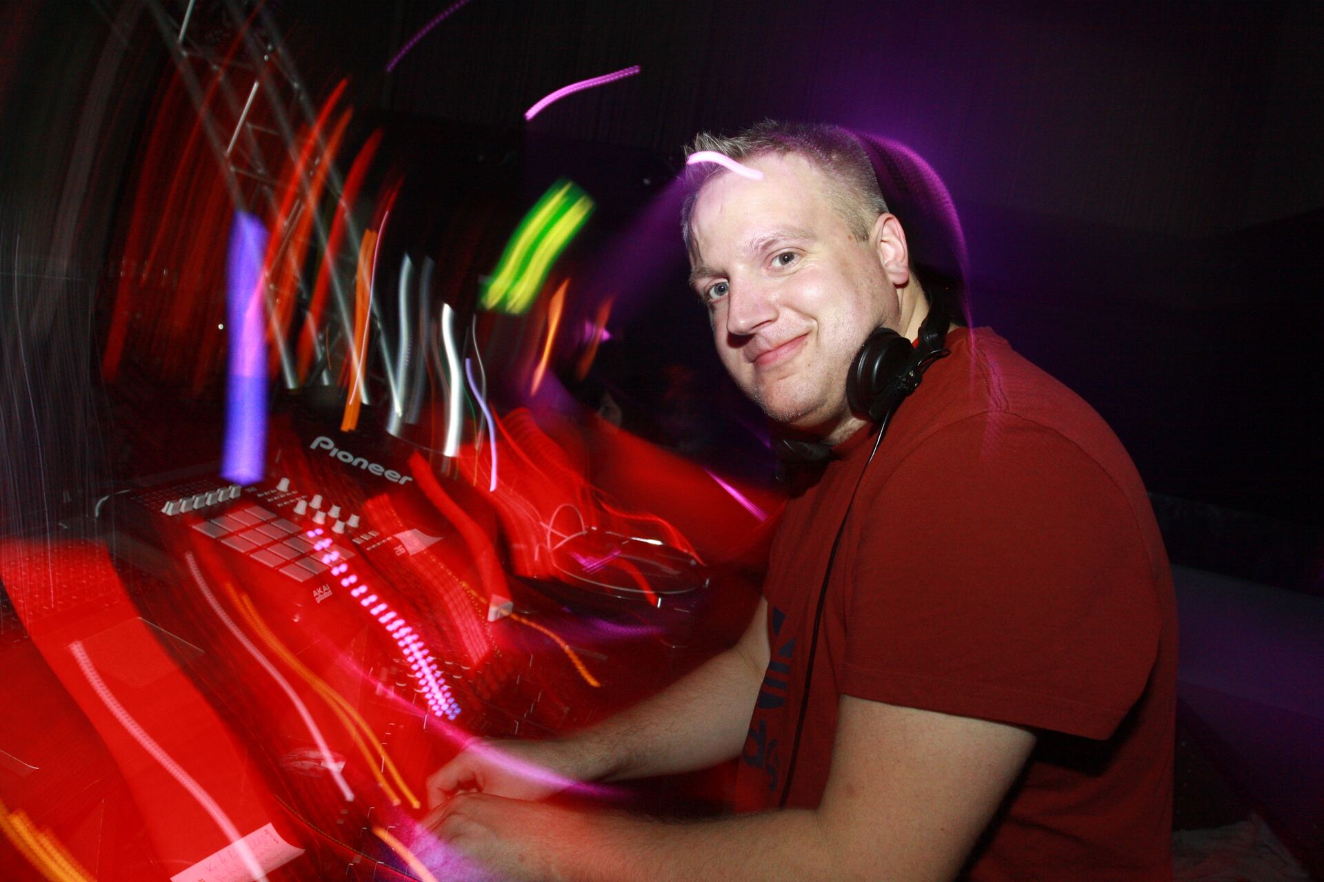 Florian Wiepcke bei der Arbeit als DJ auf einer Hochzeit